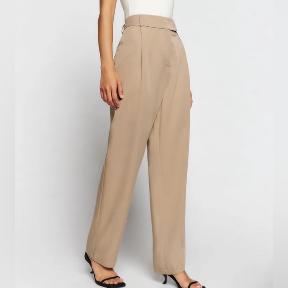 Reformation Lucas Pant Khaki Pleated - Picture 4 of 12